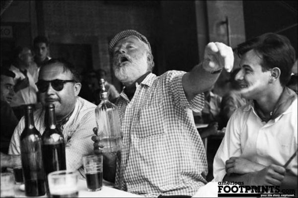 Ernest Hemmingway at a Havana bar. Date unknown